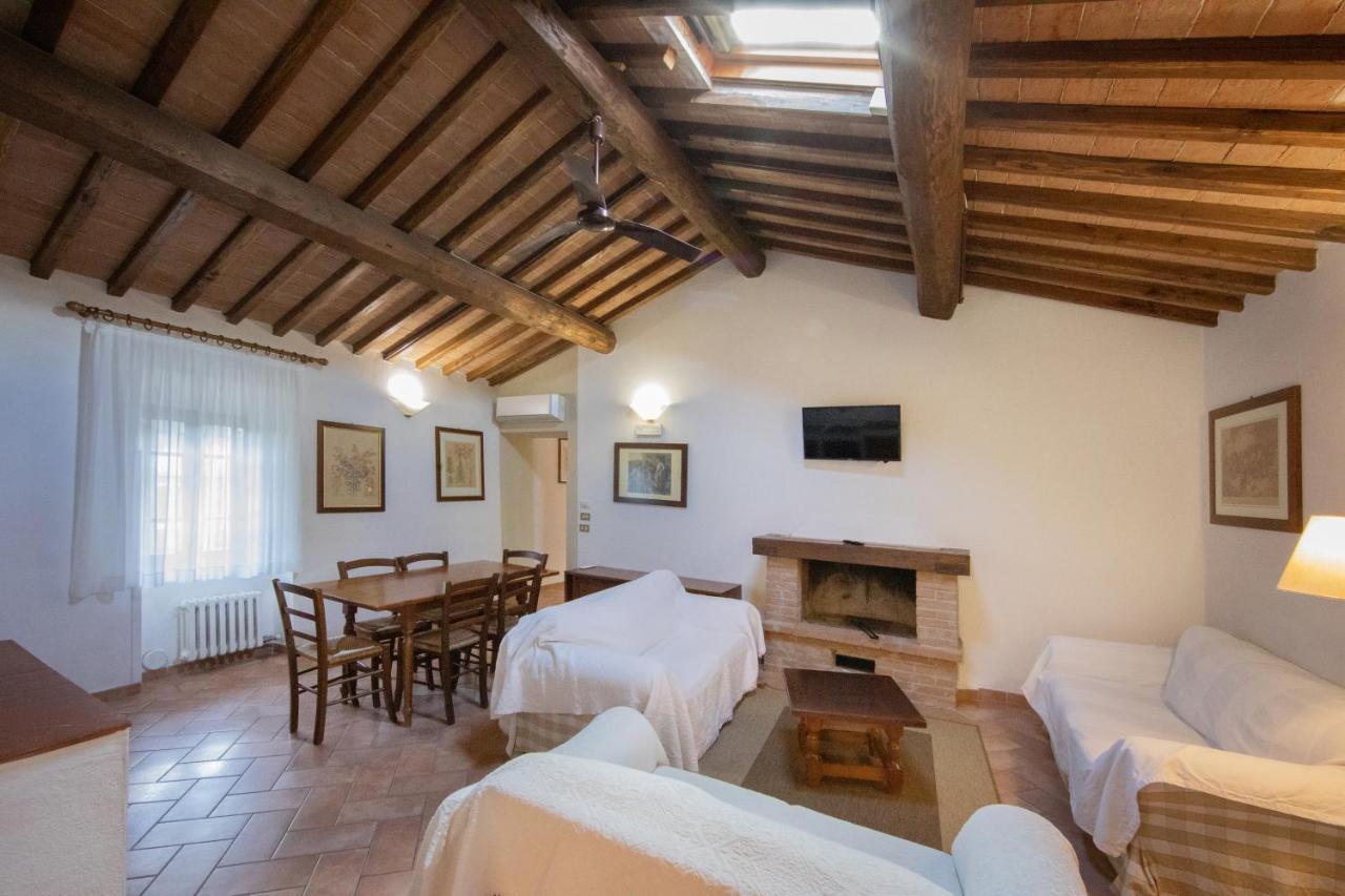Tenuta Decimo - Il Borgo Di Mariano سان جيمينيانو المظهر الخارجي الصورة