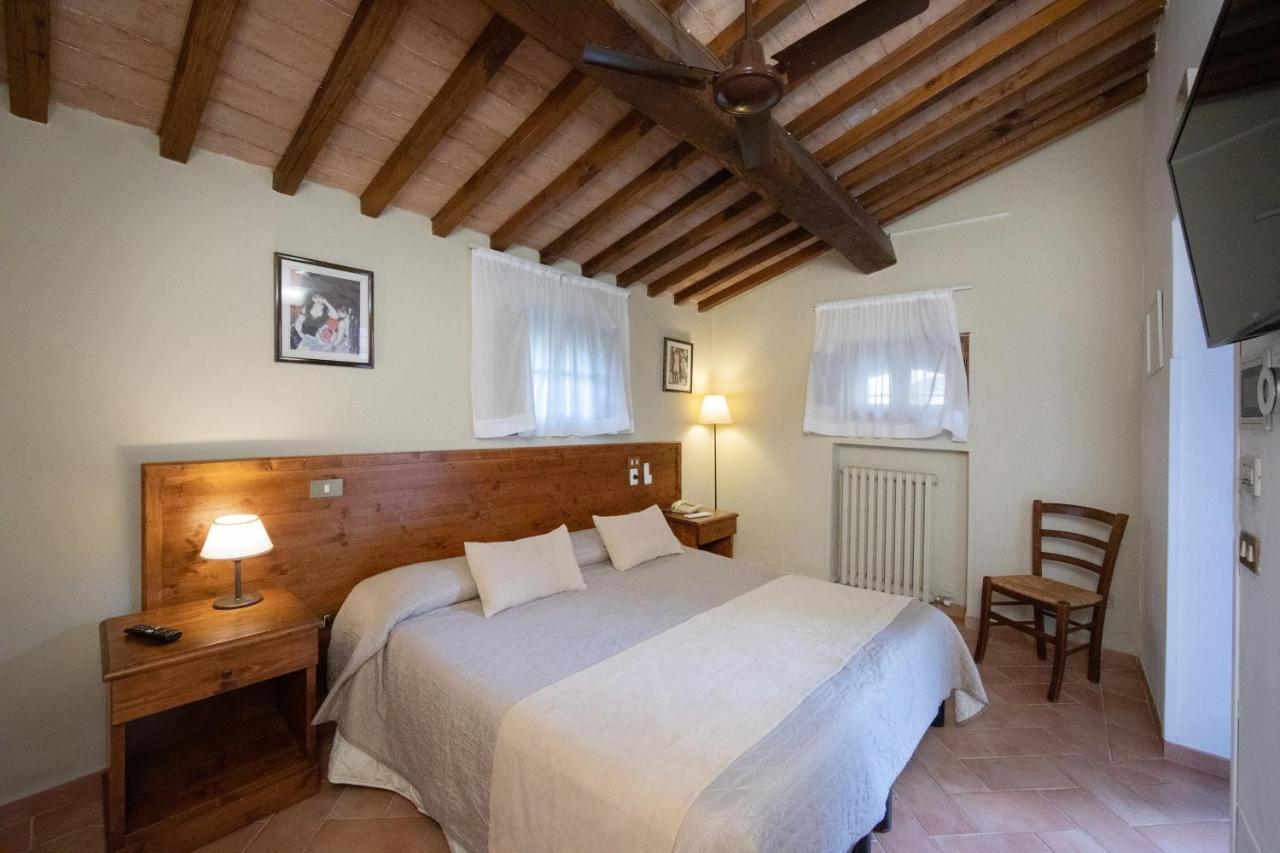 Tenuta Decimo - Il Borgo Di Mariano سان جيمينيانو المظهر الخارجي الصورة
