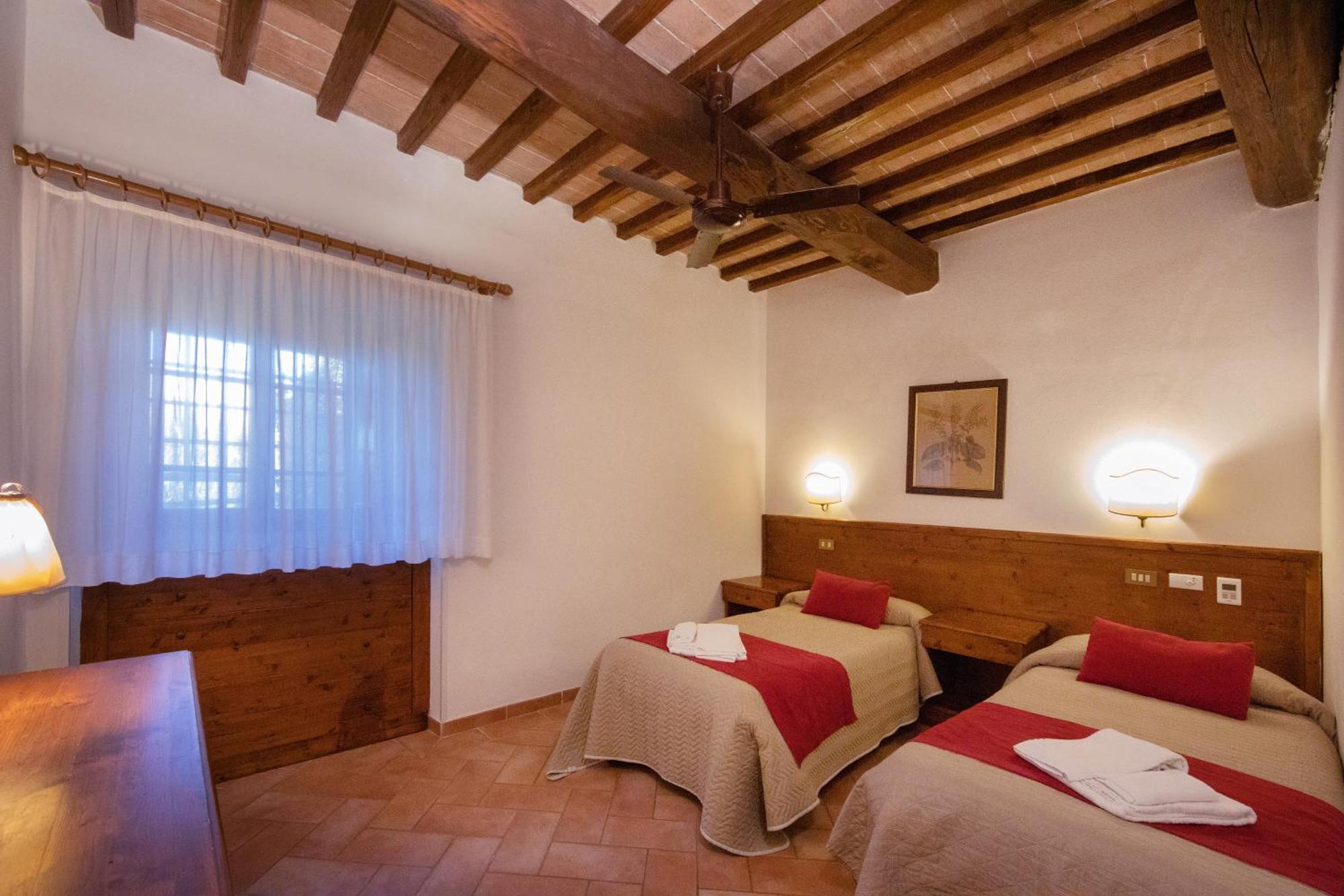 Tenuta Decimo - Il Borgo Di Mariano سان جيمينيانو المظهر الخارجي الصورة