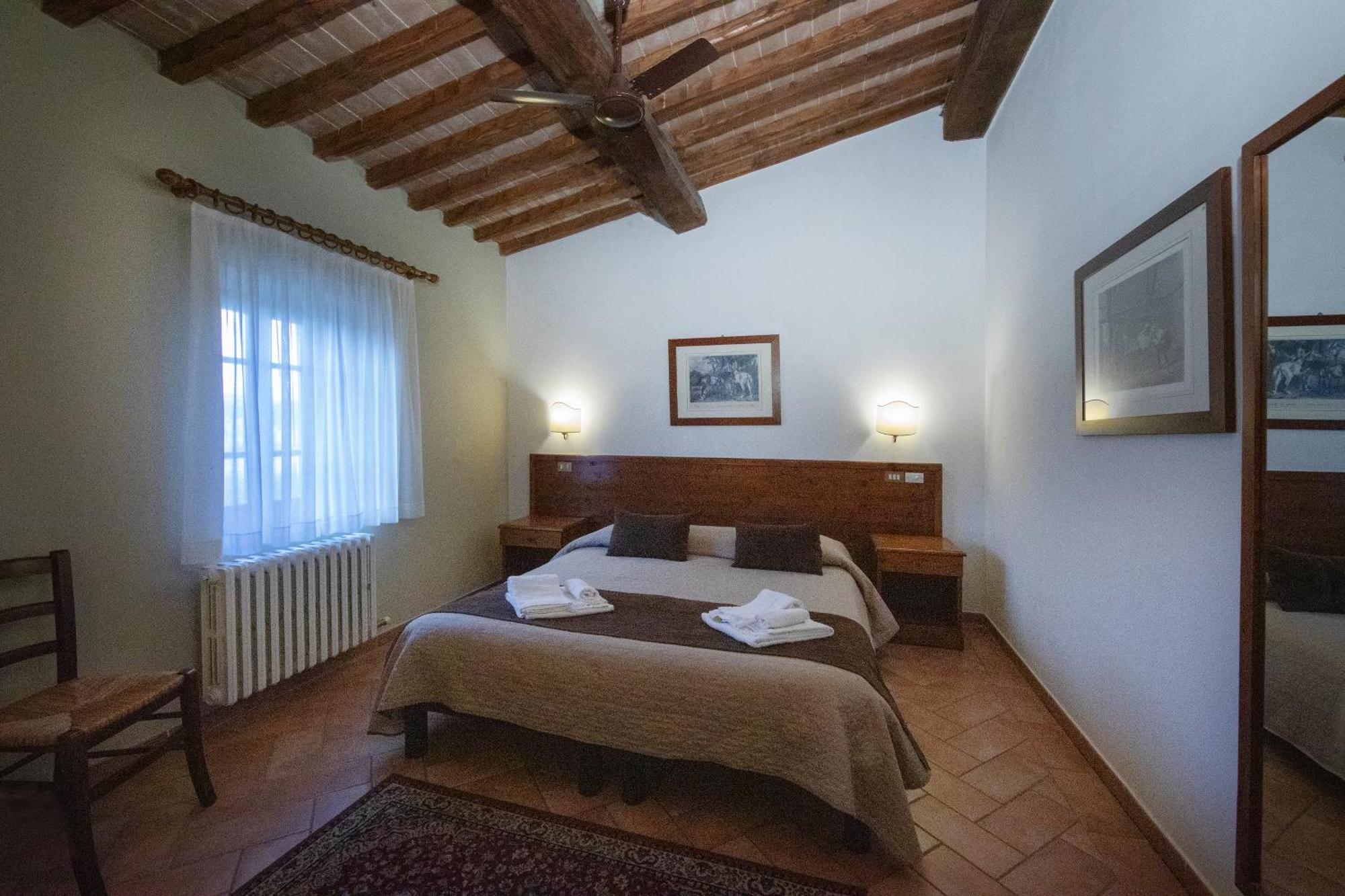 Tenuta Decimo - Il Borgo Di Mariano سان جيمينيانو المظهر الخارجي الصورة