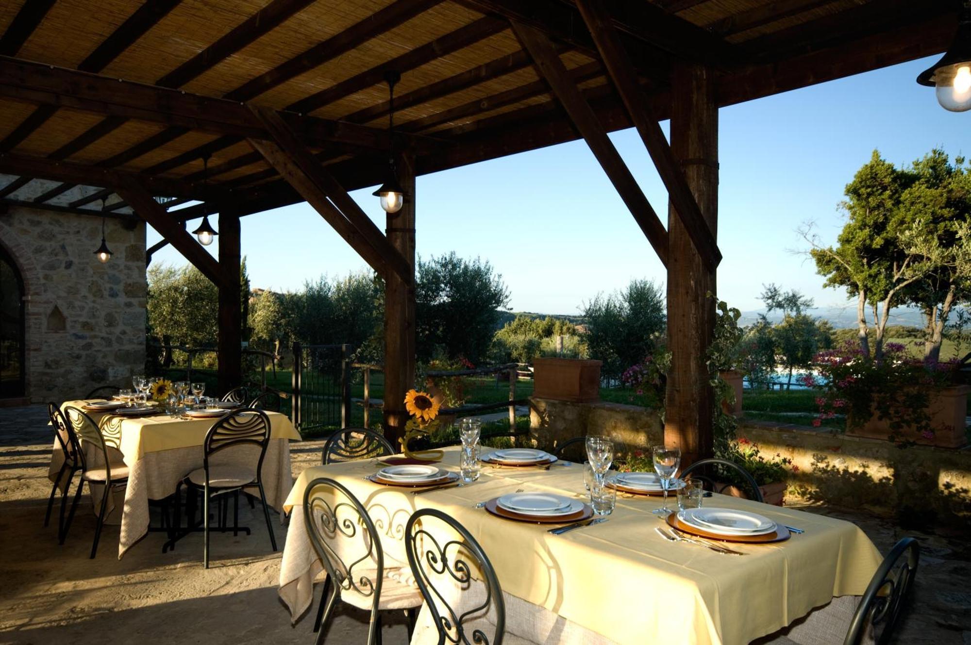 Tenuta Decimo - Il Borgo Di Mariano سان جيمينيانو المظهر الخارجي الصورة